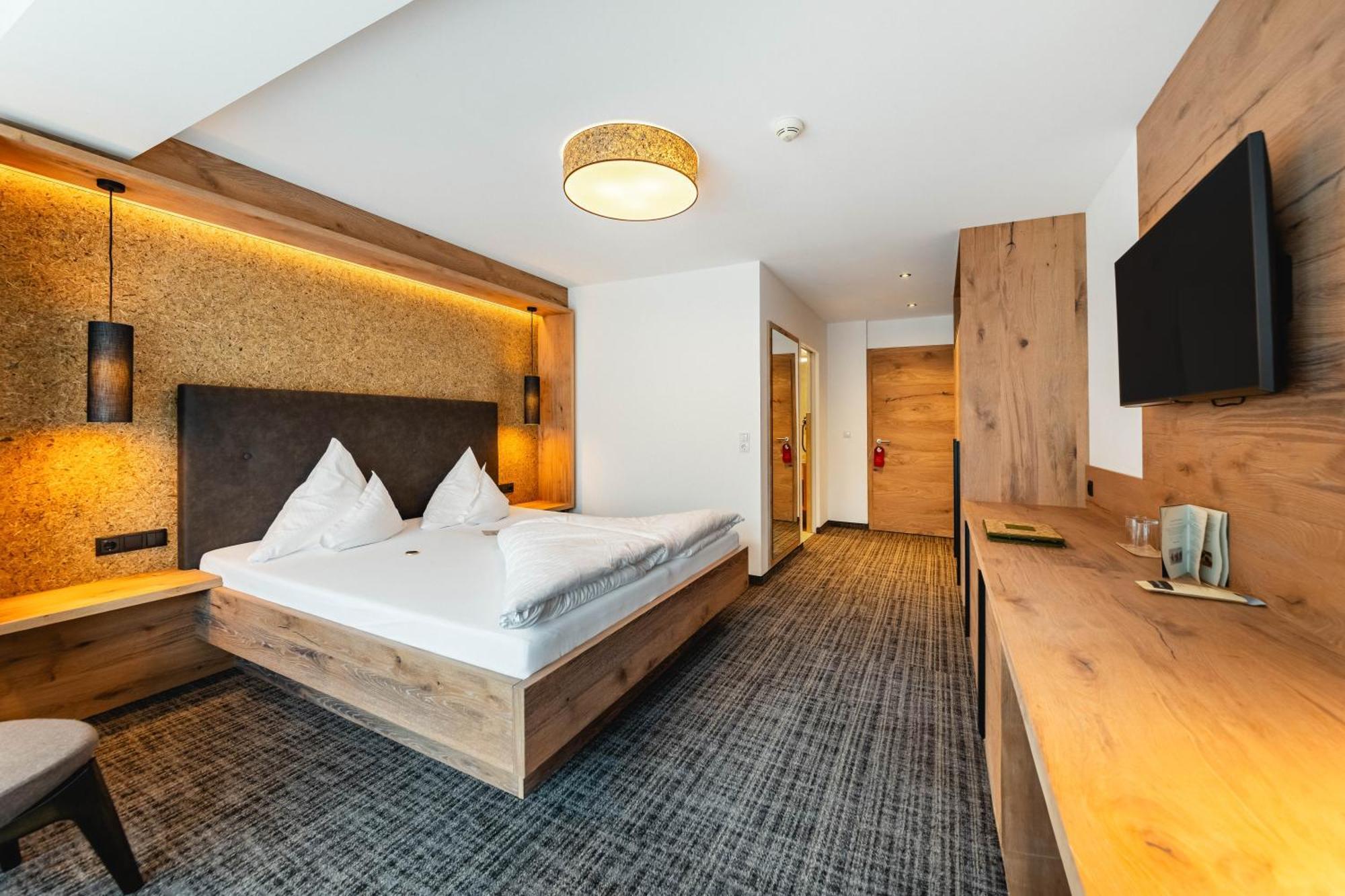 Kraeuterhotel Hochzillertal Kaltenbach Exterior foto