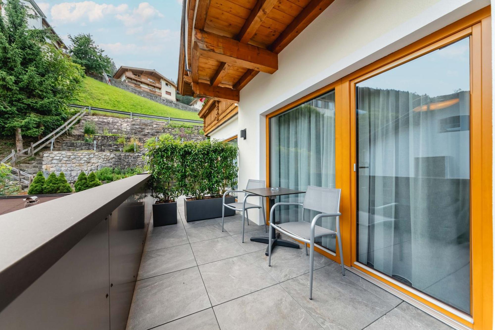Kraeuterhotel Hochzillertal Kaltenbach Exterior foto